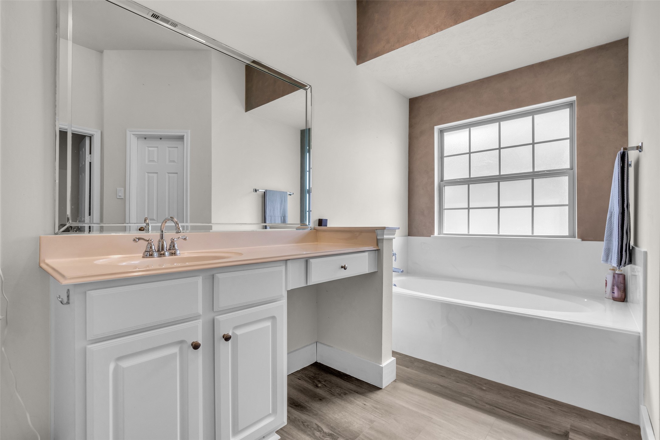 6746 Conroe Circle Manvel, TX 77578 - Photo 12 of 24 Gallery Image 12