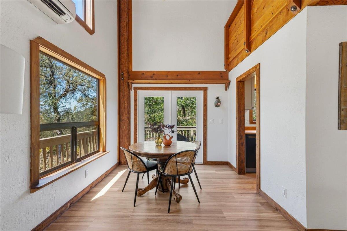 17500 Winding Oaks Road Grass Valley, CA 95949 - Photo 13 of 55