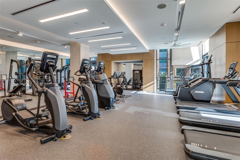 3003 Maple Avenue, Unit 2220 Dallas, TX 75201 - Photo 23 of 40 a view of a room with gym equipment
