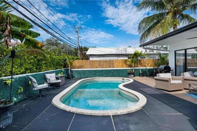 $1,050,000 | 1551 Southeast 23rd Avenue, Pompano Beach, FL 33062