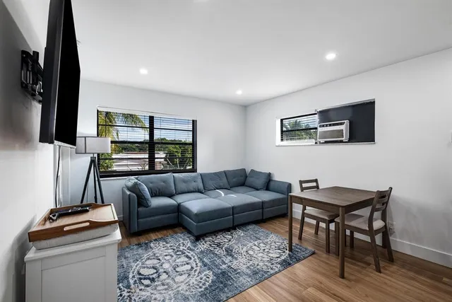 $1,050,000 | 1551 Southeast 23rd Avenue, Pompano Beach, FL 33062