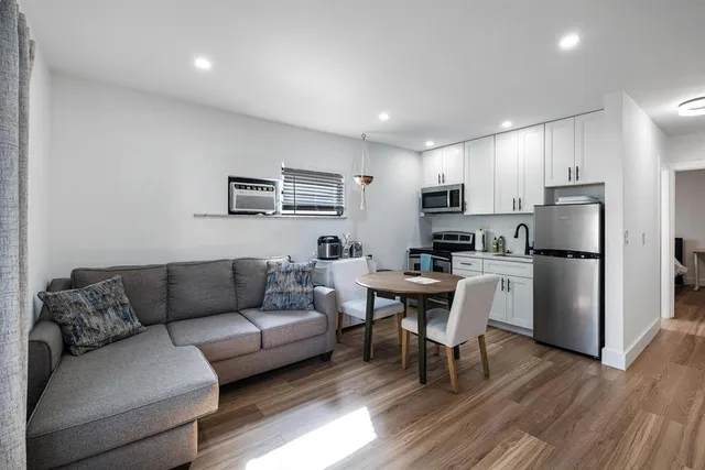 $1,050,000 | 1551 Southeast 23rd Avenue, Pompano Beach, FL 33062