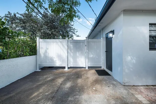 $1,050,000 | 1551 Southeast 23rd Avenue, Pompano Beach, FL 33062