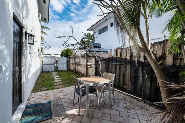 $1,050,000 | 1551 Southeast 23rd Avenue, Pompano Beach, FL 33062