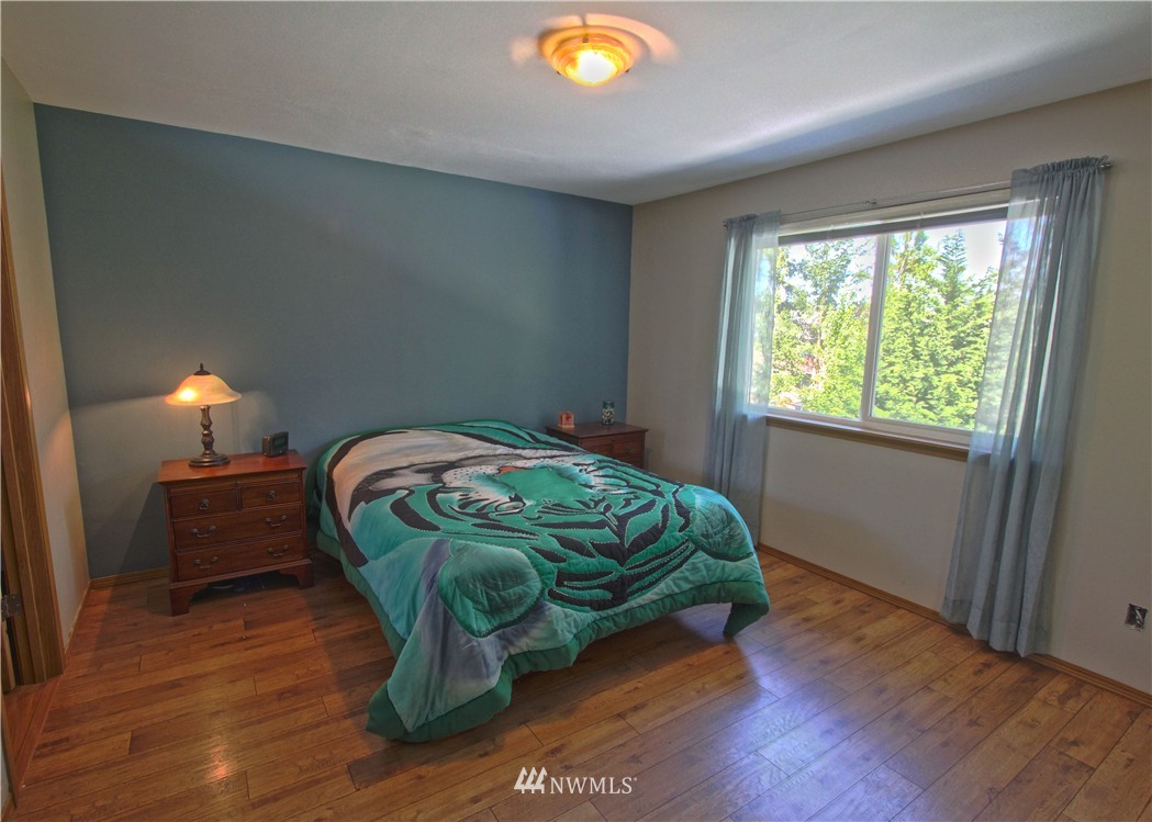 1427 231st Street Southeast Bothell, WA 98021 - Photo 10 of 25
