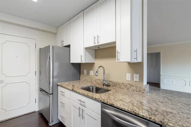 $325,000 | 154 North Bellefield Avenue, Unit 62, Pittsburgh, PA 15213