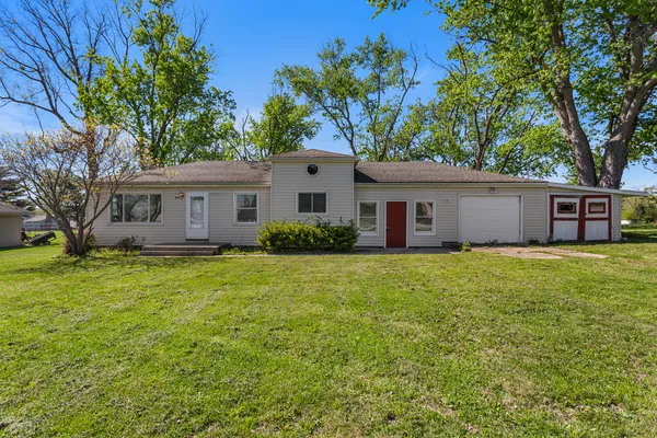$149,900 | 4931 East Glenwood Drive, Decatur, IL 62521