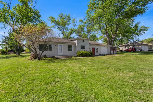 $149,900 | 4931 East Glenwood Drive, Decatur, IL 62521