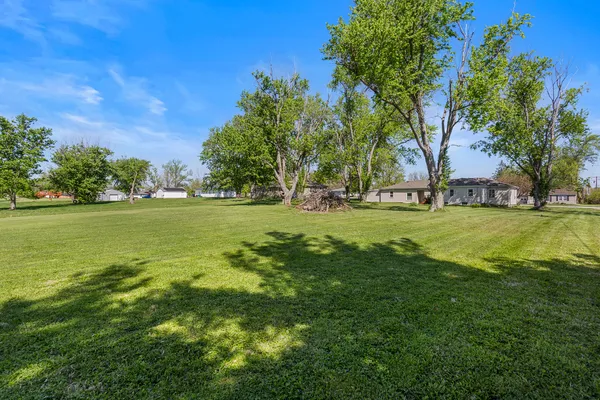 $149,900 | 4931 East Glenwood Drive, Decatur, IL 62521