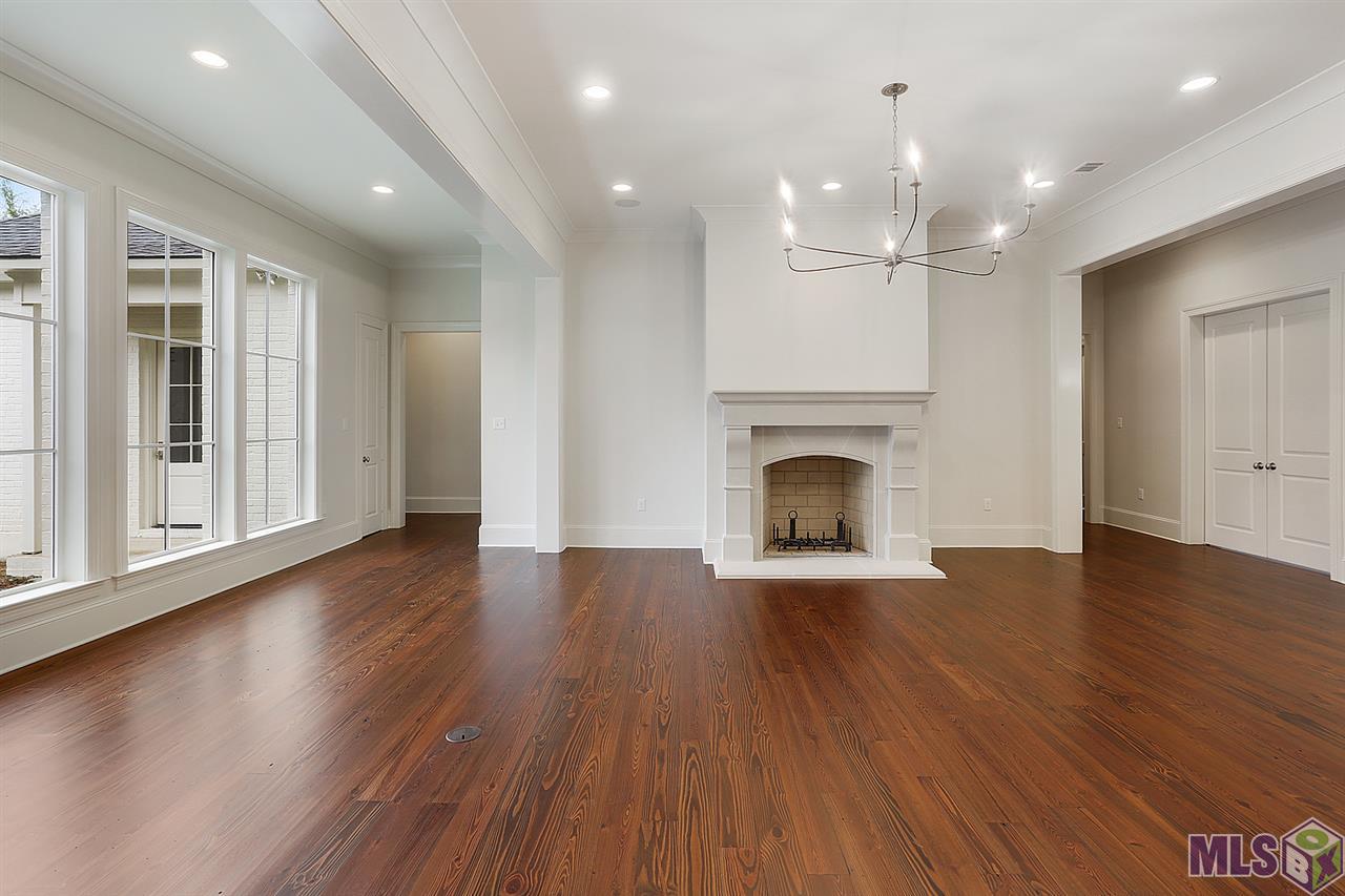 9338 Pieta Lane Baton Rouge, LA 70809 - Photo 4 of 17 Gallery Image 4