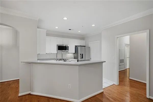 $2,000 | 2400 Cumberland Parkway Southeast, Unit 614, Atlanta, GA 30339