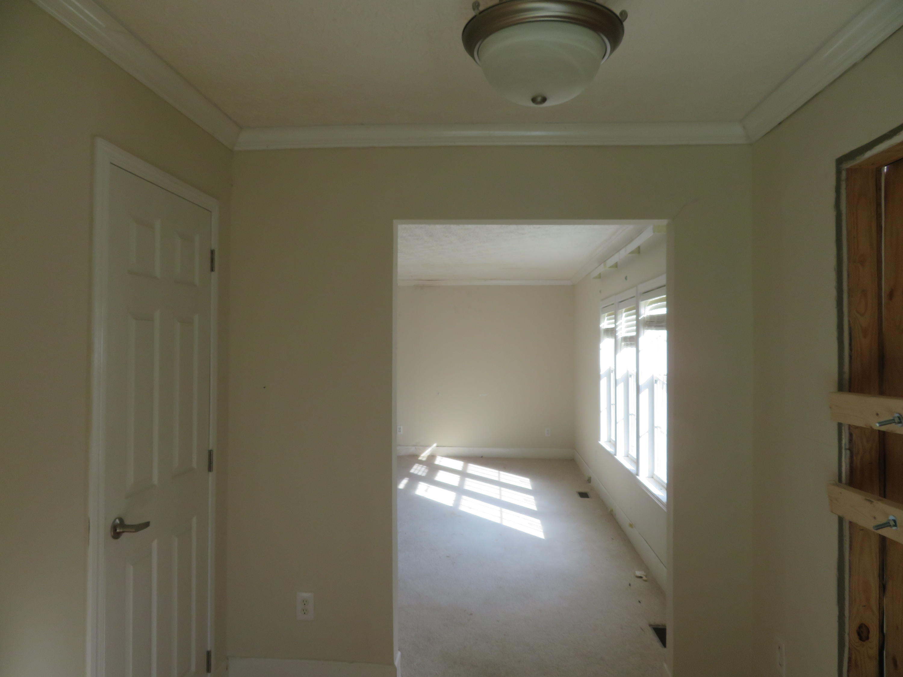 75 Hydrick Road Ruffin, SC 29475 - Photo 2 of 23 Foyer