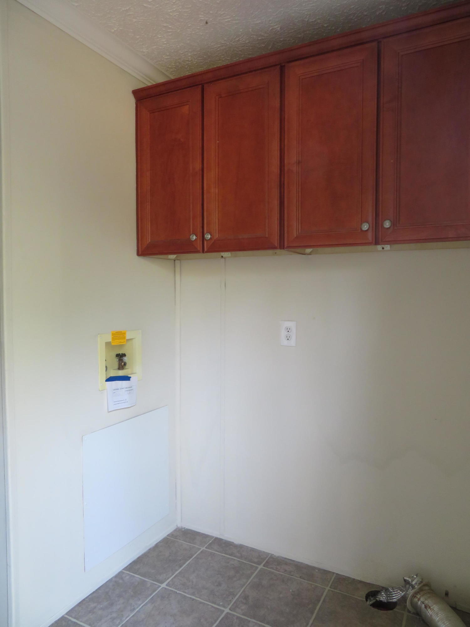 75 Hydrick Road Ruffin, SC 29475 - Photo 19 of 23 Laundry