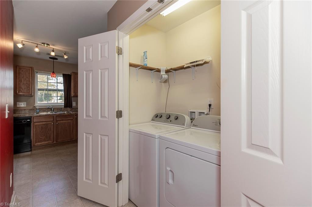 717 Bitting Hall Circle Rural Hall, NC 27045 - Photo 15 of 31 Gallery Image 15