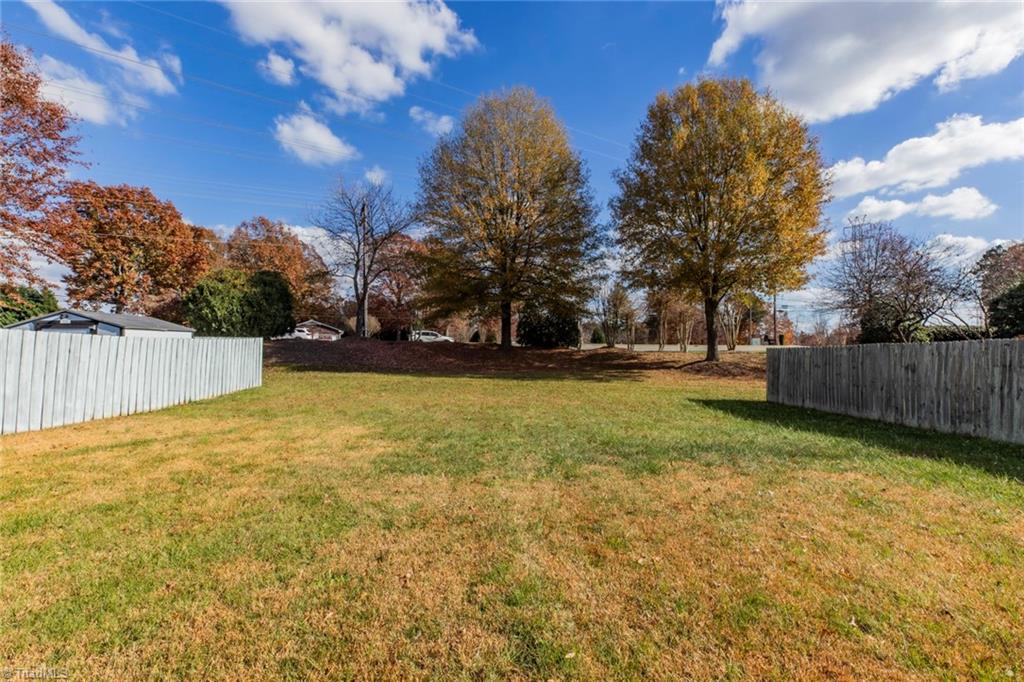 717 Bitting Hall Circle Rural Hall, NC 27045 - Photo 28 of 31 Gallery Image 28