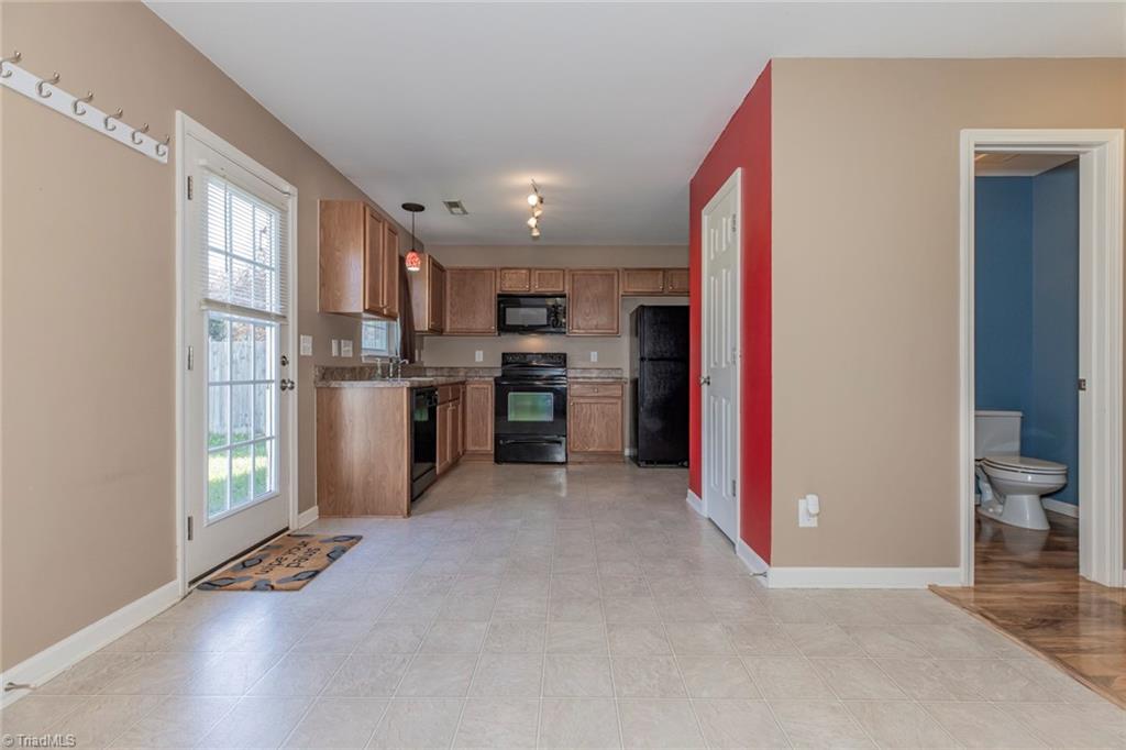 717 Bitting Hall Circle Rural Hall, NC 27045 - Photo 10 of 31 Gallery Image 10
