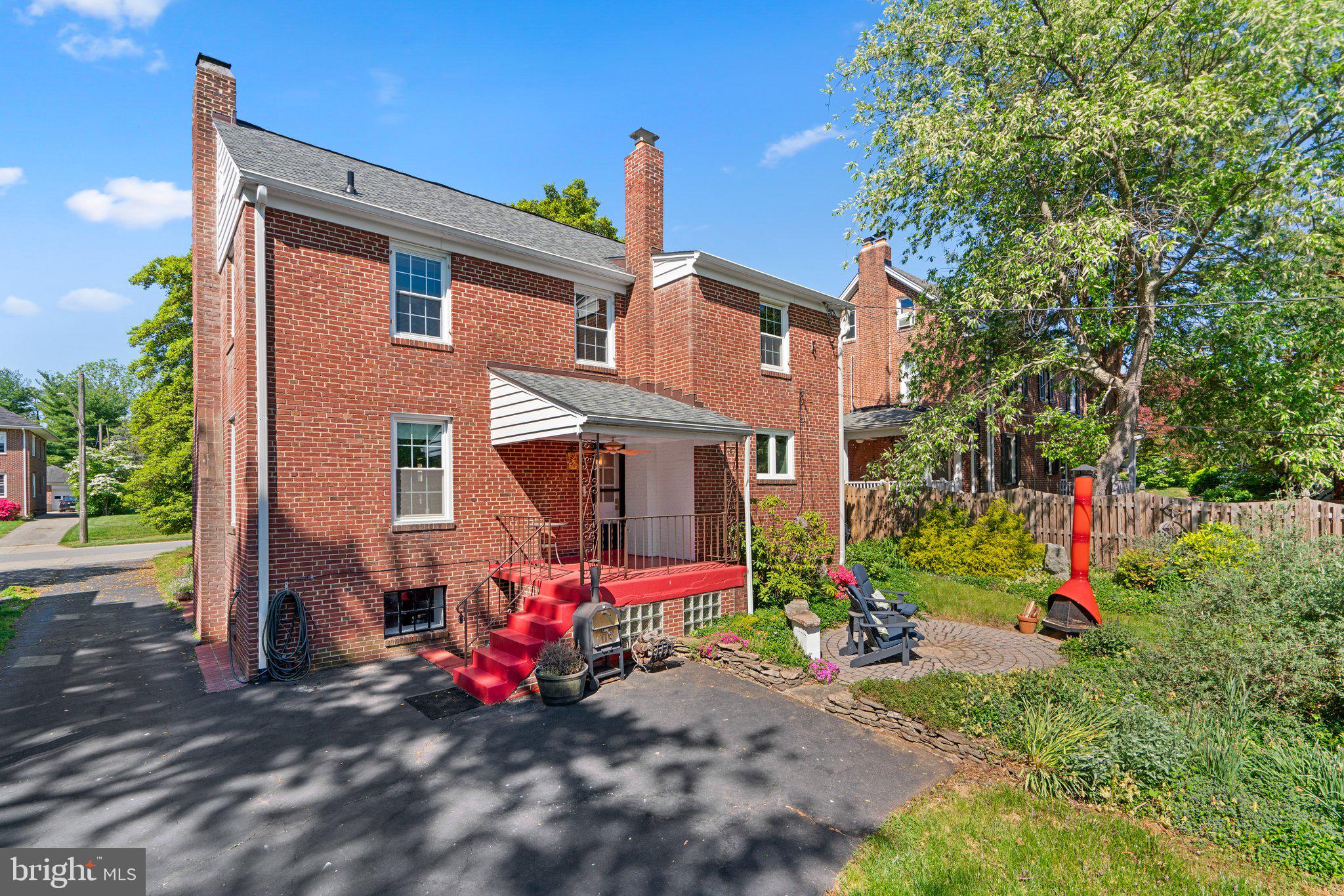 33 Overbrook Road Catonsville, MD 21228 - Photo 32 of 55 Ample parking