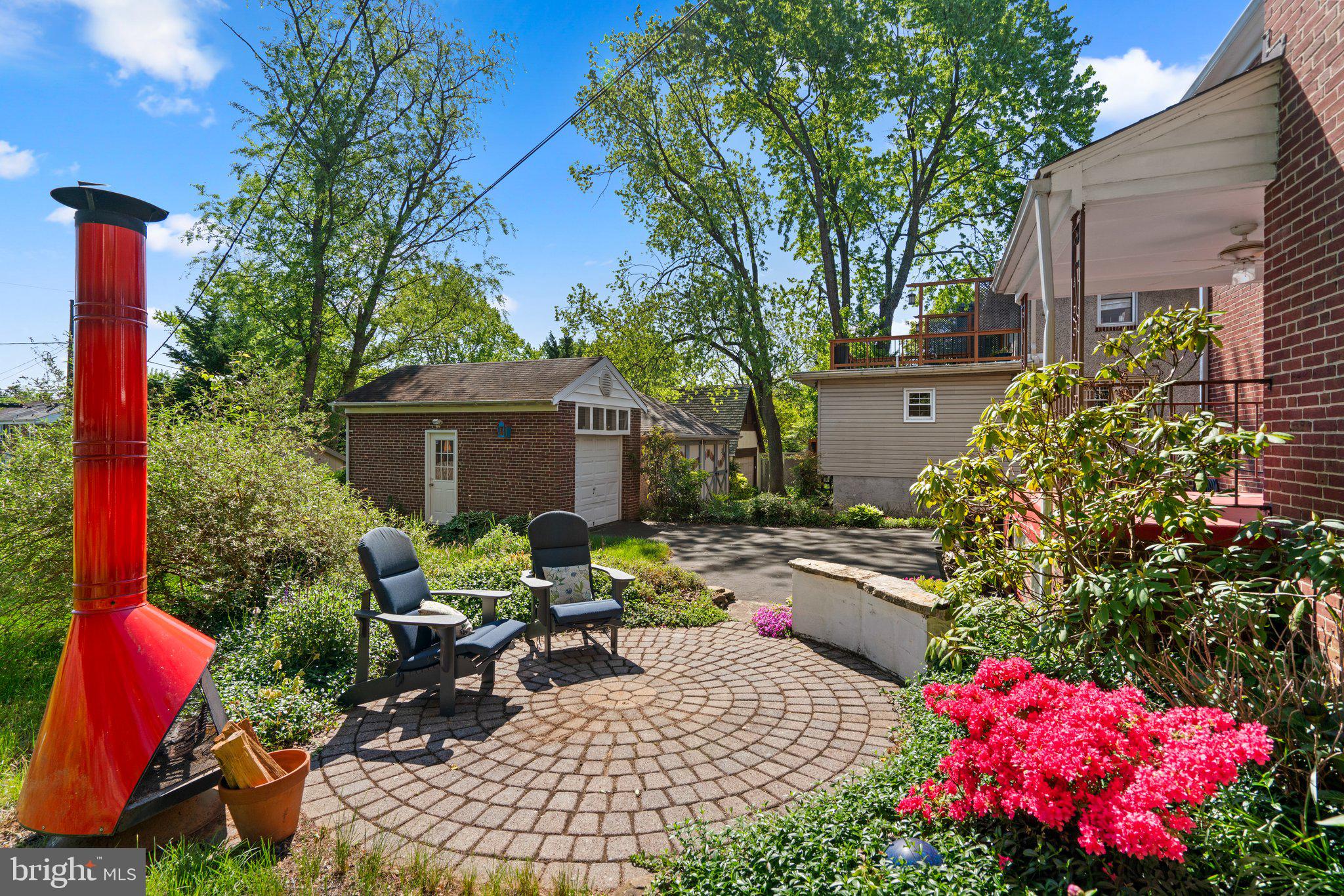 33 Overbrook Road Catonsville, MD 21228 - Photo 35 of 55 Paver patio, great for entertaining