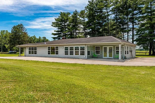 $800,000 | 8404 Gustin Rider Road, Blanchester, OH 45107