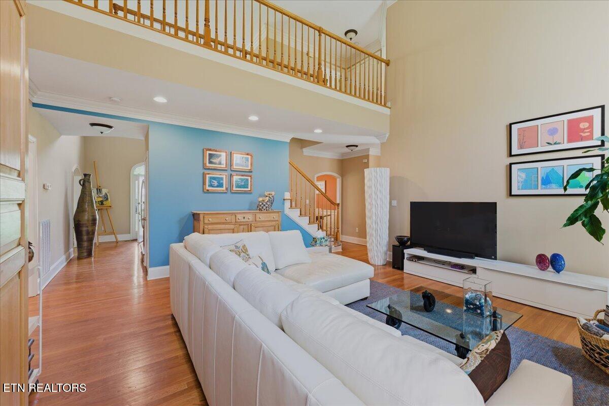 213 Andorra Lane Clinton, TN 37716 - Photo 19 of 60 07-Living Room