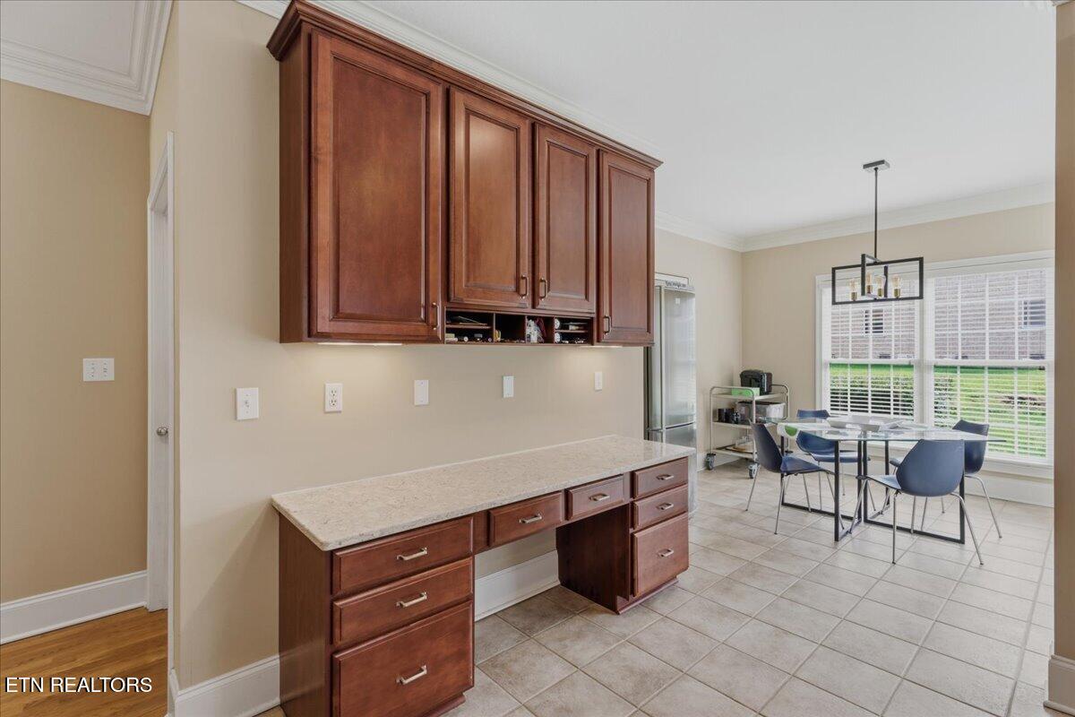 213 Andorra Lane Clinton, TN 37716 - Photo 26 of 60 14-Kitchen