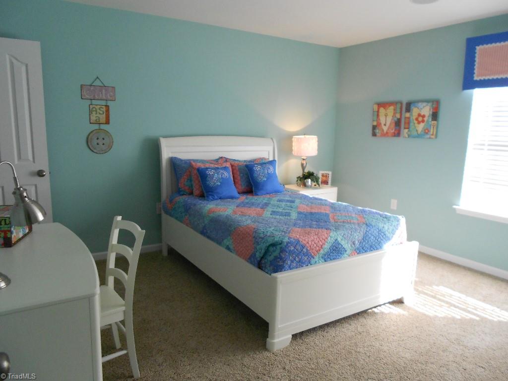 3243 Grandview Club Road Pfafftown, NC 27040 - Photo 3 of 16 Gallery Image 3