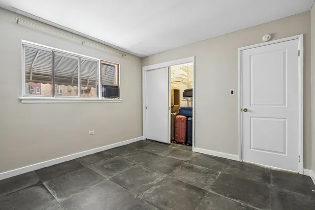 $1,950 | 1044 Ontario Street, Unit 2C, Oak Park, IL 60302