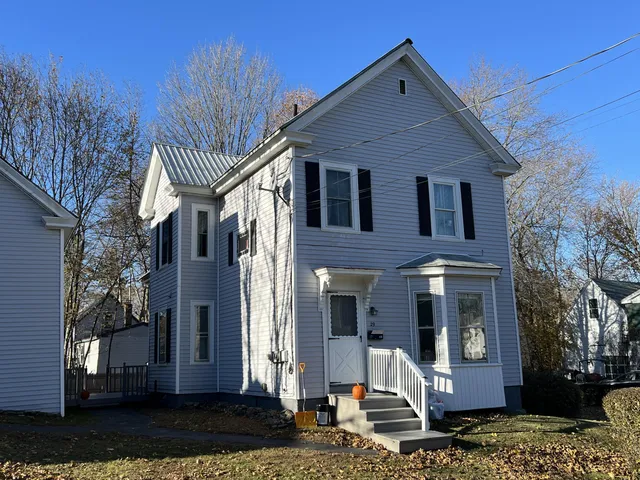 $295,000 | 29 Fremont Street, Gardiner, ME 04345