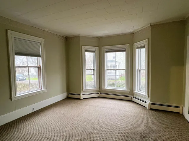 $295,000 | 29 Fremont Street, Gardiner, ME 04345