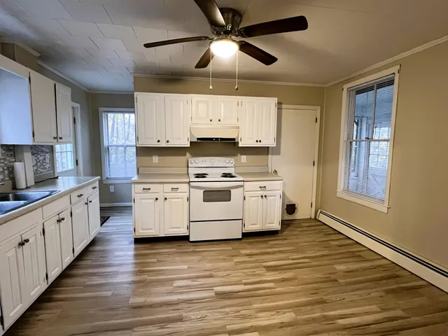 $295,000 | 29 Fremont Street, Gardiner, ME 04345