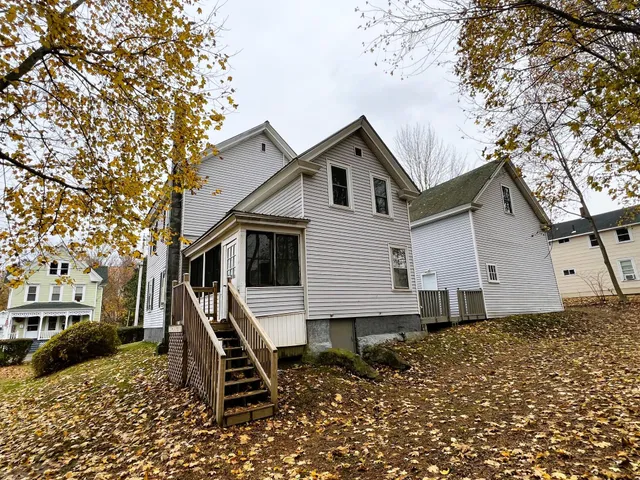 $295,000 | 29 Fremont Street, Gardiner, ME 04345