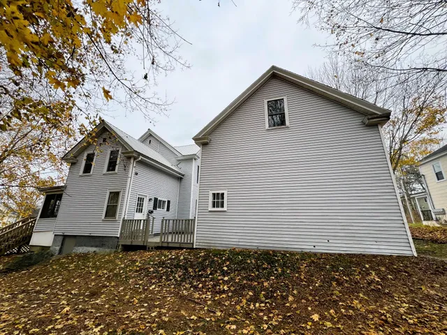 $295,000 | 29 Fremont Street, Gardiner, ME 04345