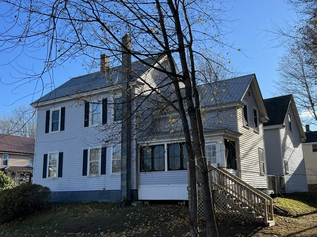 $295,000 | 29 Fremont Street, Gardiner, ME 04345
