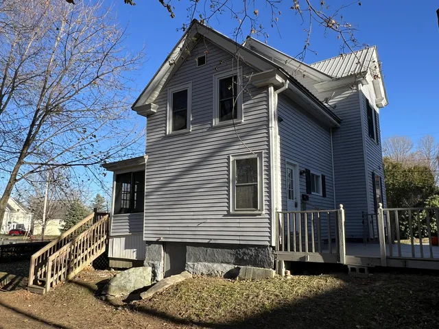 $295,000 | 29 Fremont Street, Gardiner, ME 04345