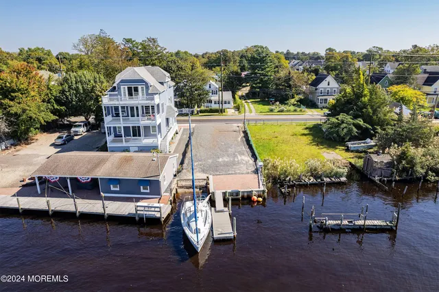 $239,900 | 232 South Green Street, Tuckerton, NJ 08087