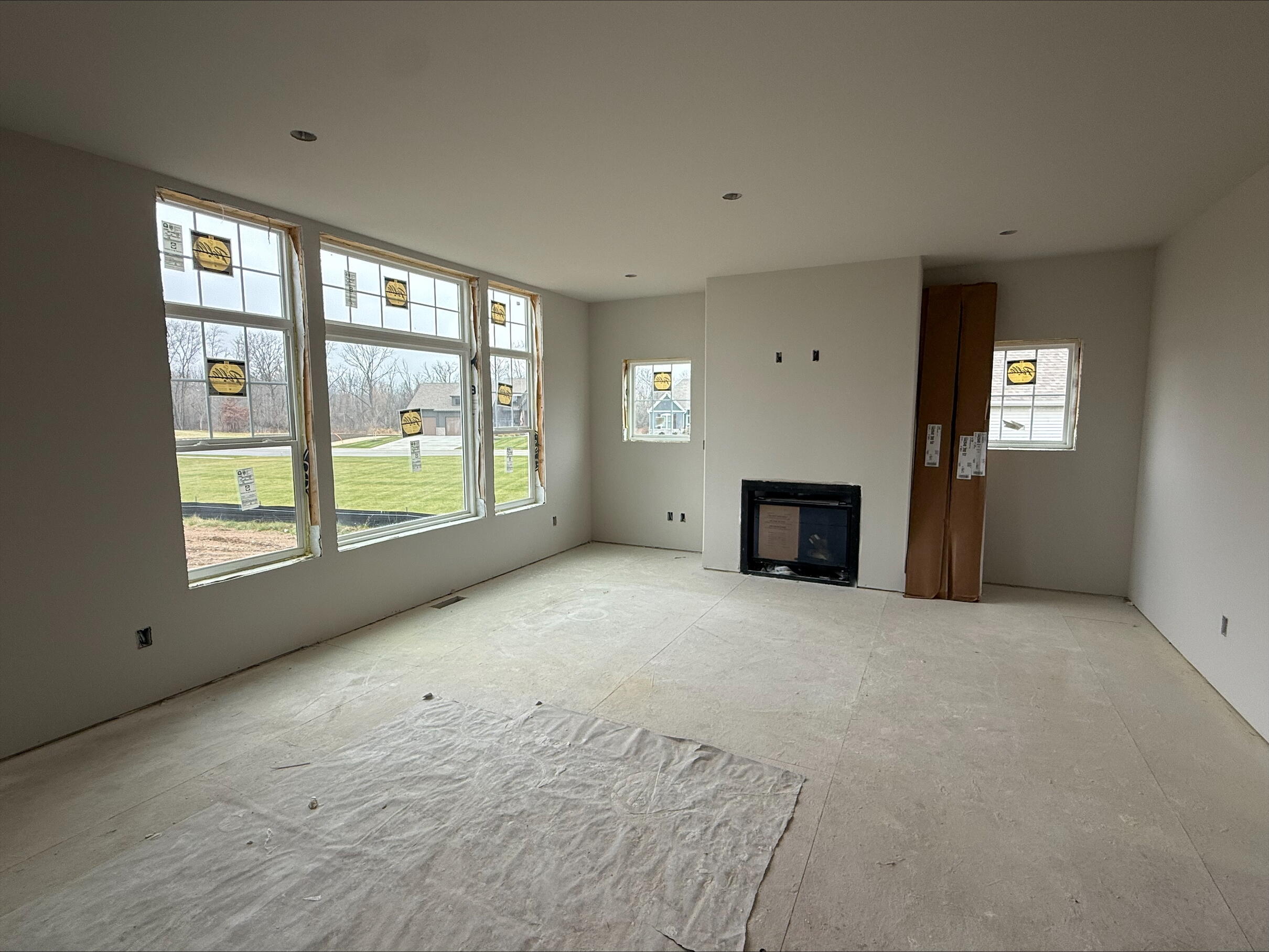 2402 Hoods Creek Path Mount, Unit LT98 Mount Pleasant, WI 53406 - Photo 6 of 15 Great Room