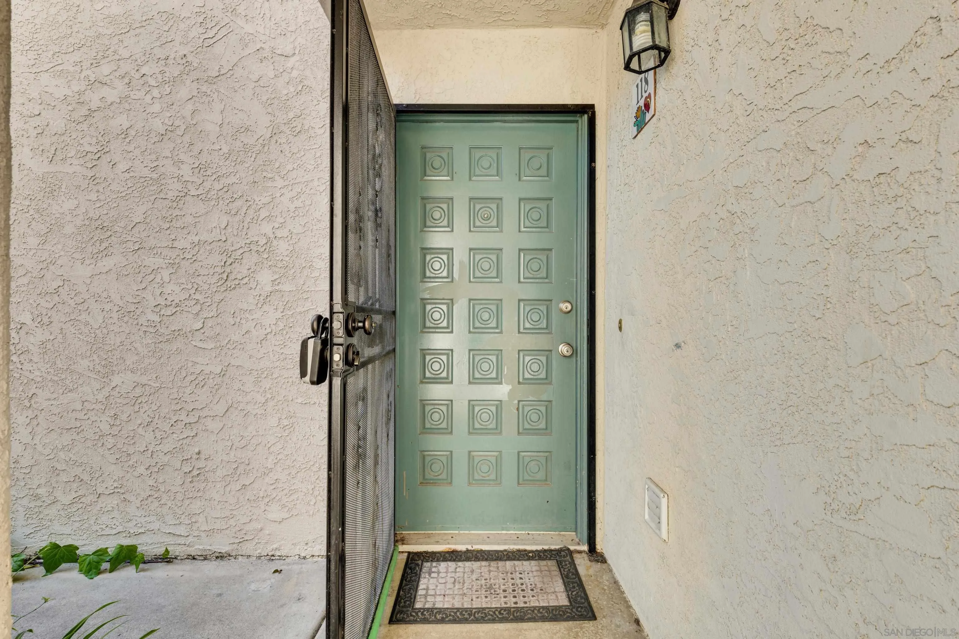 2308 Altisma Way, Unit 118 Carlsbad, CA 92009 - Photo 20 of 51 a bathroom with a shower