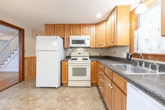 $419,900 | 43 Elizabeth Street, Attleboro, MA 02703