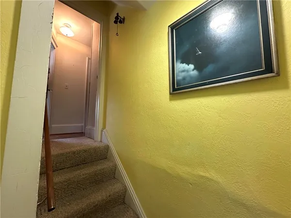 $950 | 32 Lake Avenue, Auburn, NY 13021