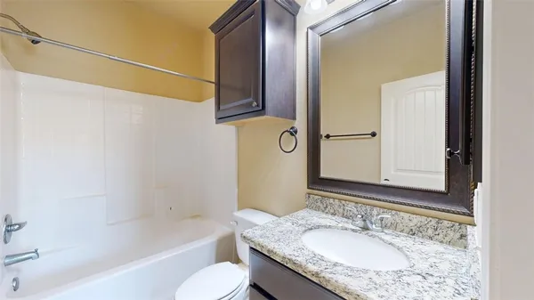 $500 | 3007 Towers Parkway, College Station, TX 77845