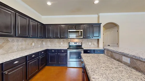 $500 | 3007 Towers Parkway, College Station, TX 77845