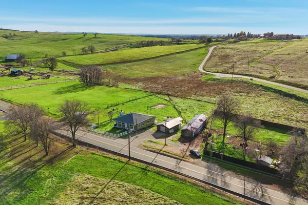 $449,900 | 7580 Latrobe Road, Shingle Springs, CA 95682