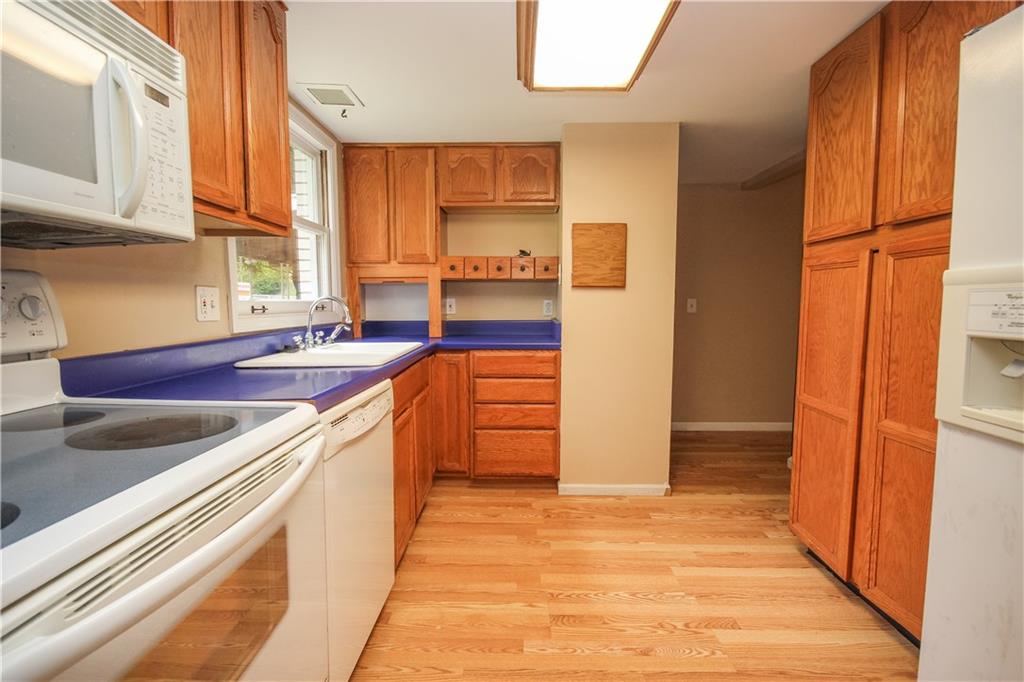 153 Baker Road Monaca, PA 15061 - Photo 8 of 20 Gallery Image 8