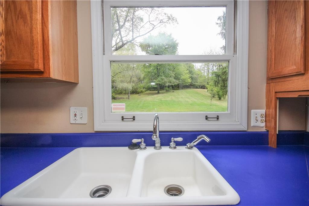 153 Baker Road Monaca, PA 15061 - Photo 9 of 20 Gallery Image 9