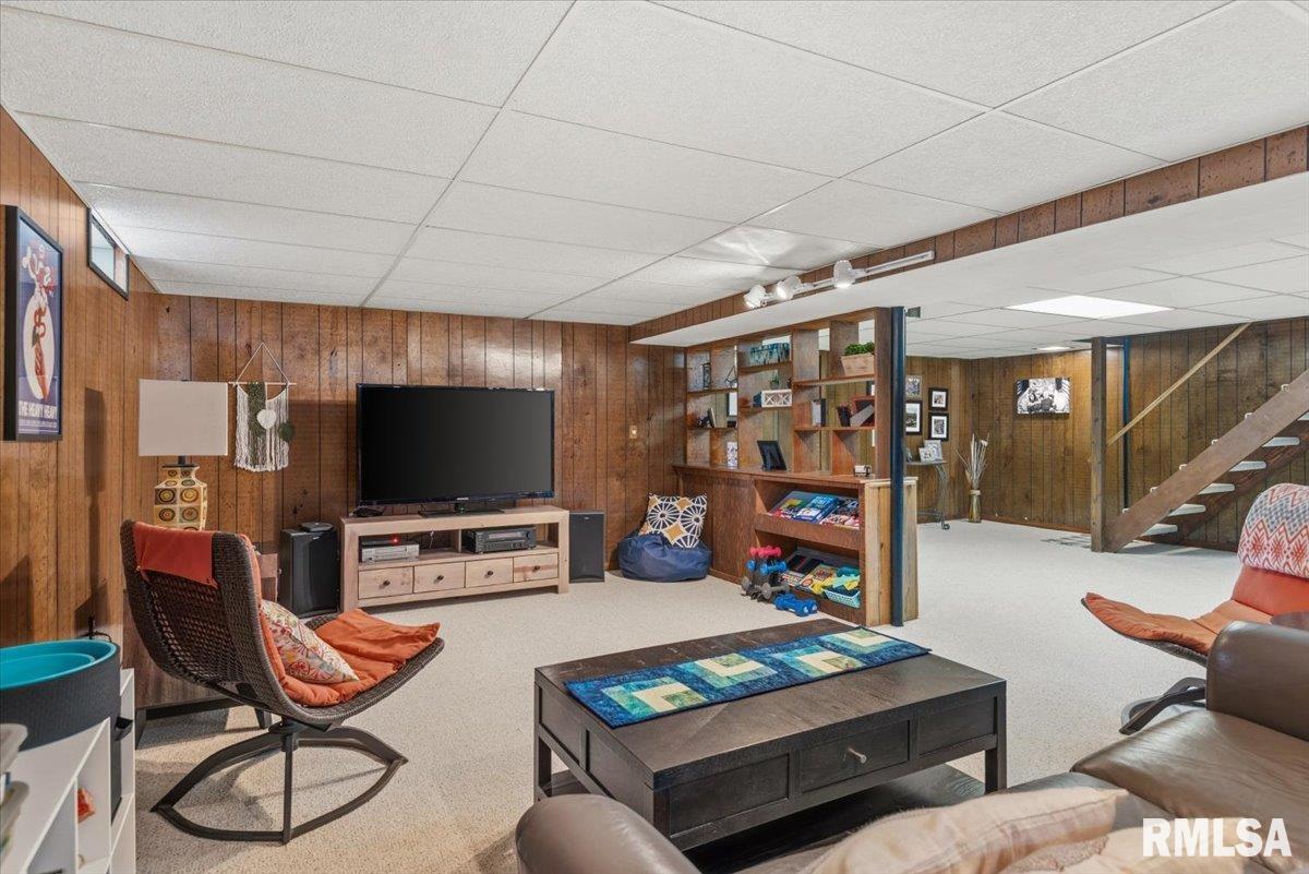 2704 Interlacken Road Springfield, IL 62704 - Photo 27 of 36
