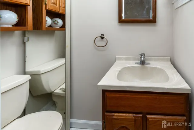 $499,000 | 18 Andover Road, Old Bridge, NJ 08857