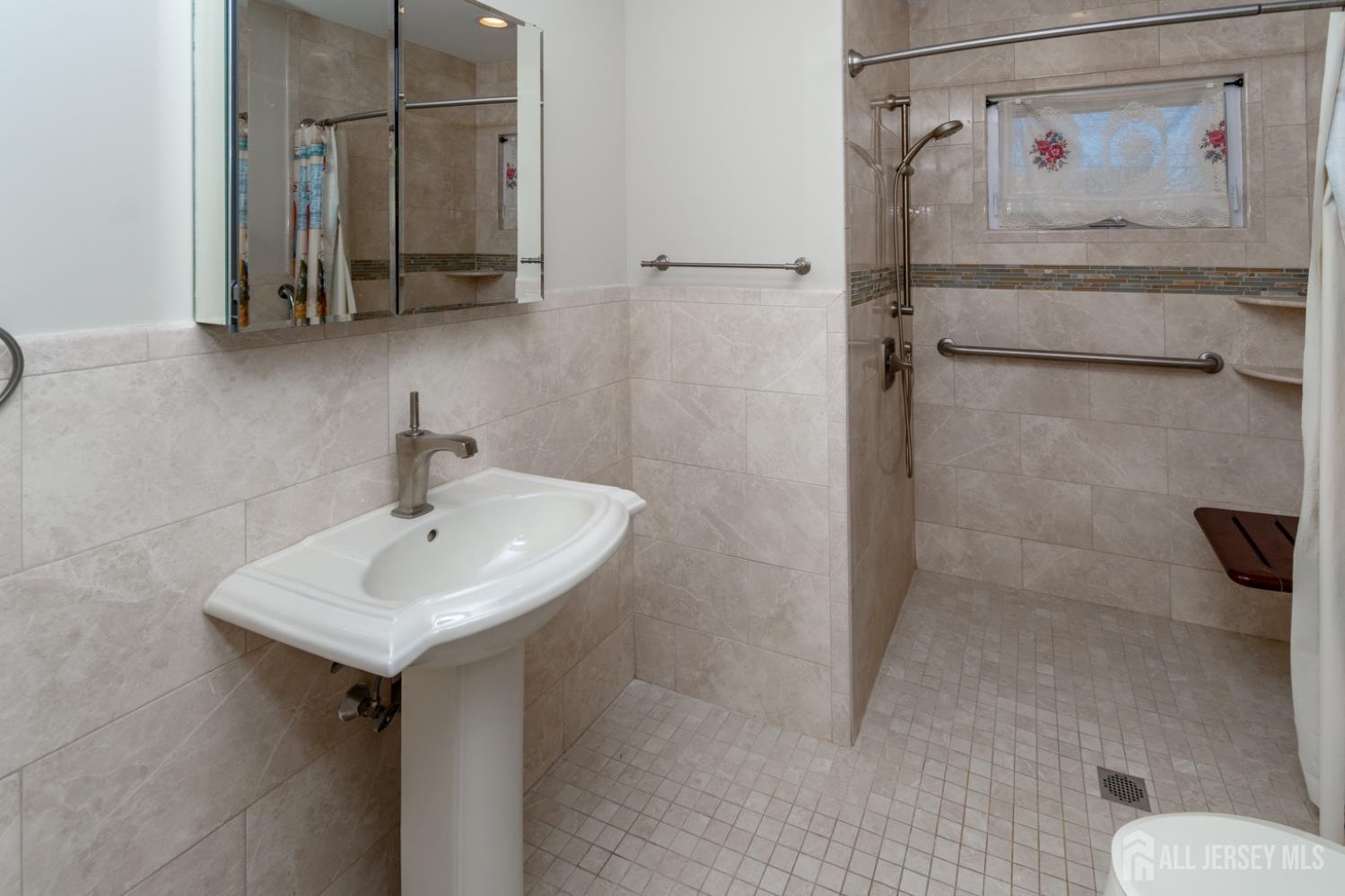 18 Andover Road Old Bridge, NJ 08857 - Photo 29 of 35