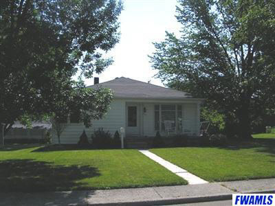 725 Cleveland Street Decatur, IN 46733 - Photo 1 of 8