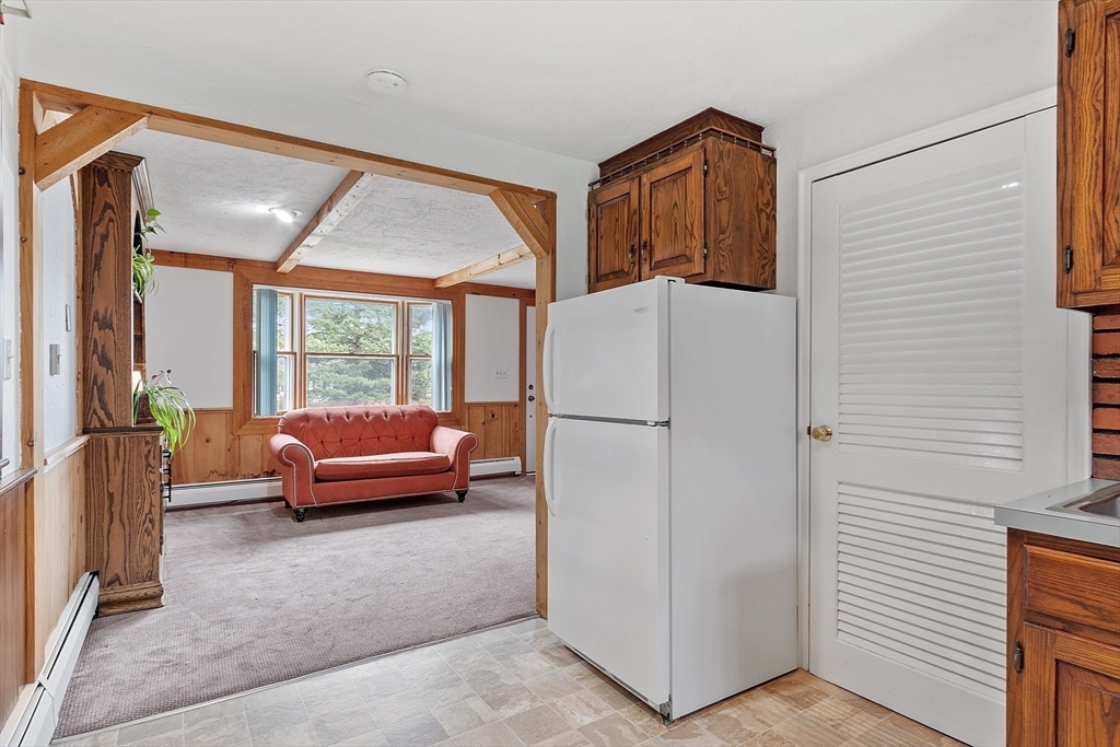 40 Elizabeth Road Billerica, MA 01821 - Photo 8 of 42