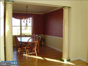 8 Innisbrook Road Skillman, NJ 08558 - Photo 2 of 6